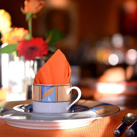 ホテル Alpha Garni 2*