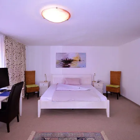 Hotel Alpha Garni Dietzenbach